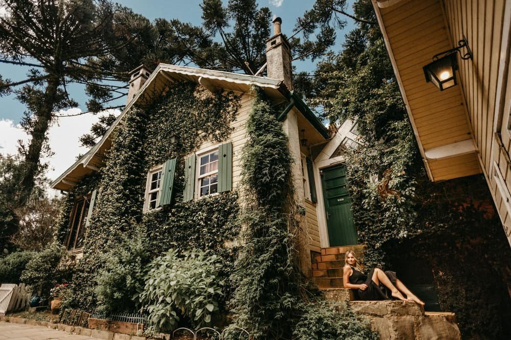 Garage door services in Westlake Village